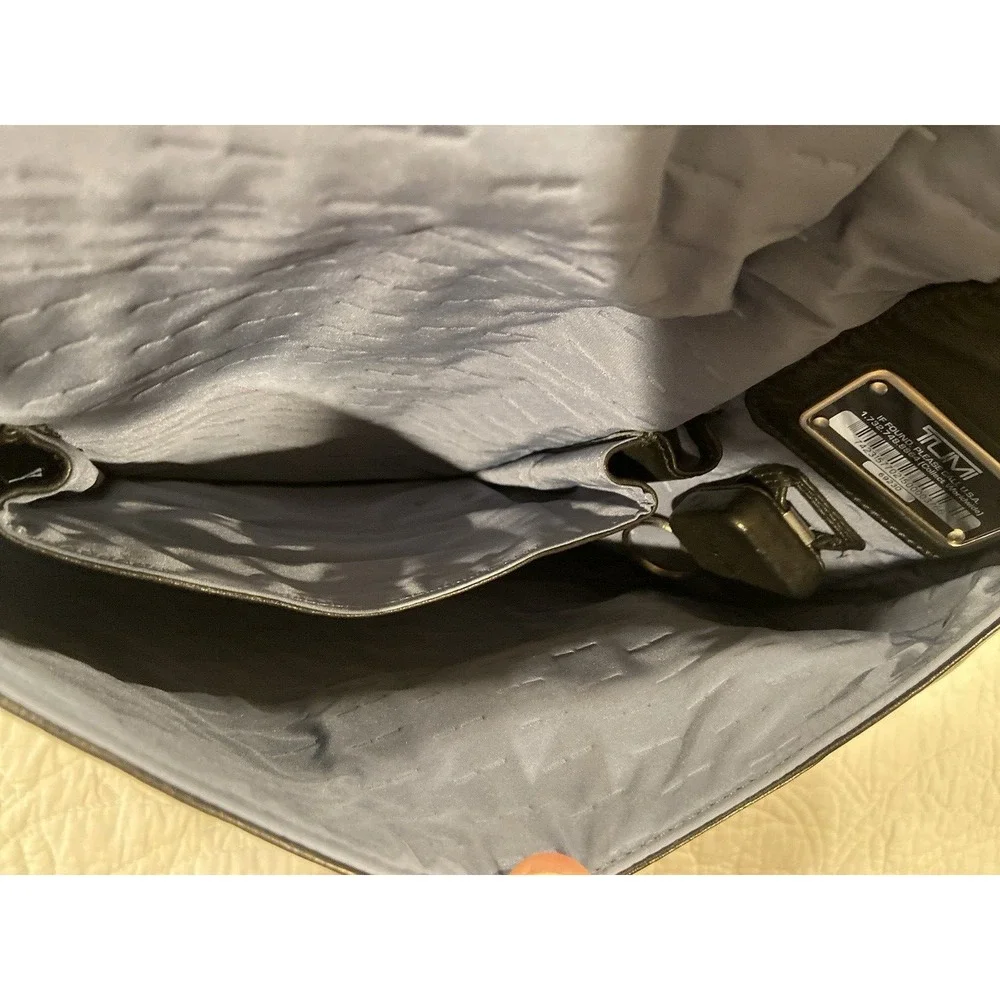 Tumi Shoulder Bag 6923D Bryce Flap Bodybag Cowhide Messenger Grained Leather